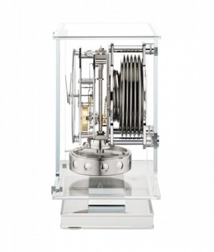 Side view of the Atmos Transparente showing the movement and bellows